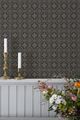 weiteres Raumbild der Tapete THORVALD GOLD/BLACK